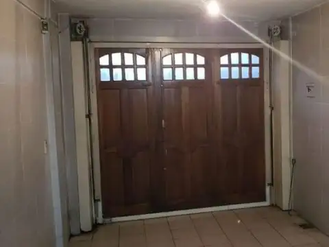 Casa en Venta en El Palomar, USD 250.000