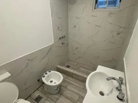 Depto Tipo Casa en Venta al Este