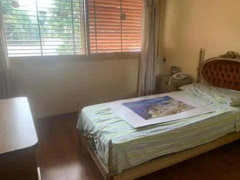 Casa 5 ambientes con 5 baños