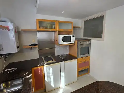 Departamento en Alquiler con 1 cocheras