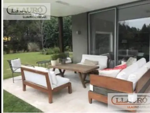 ALQUILER TEMPORAL ; EXCELENTE CASA EN EL BARRIO EL ENCUENTRO: ENERO Y FEBRERO