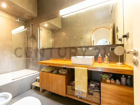 VENTA PH 4 AMBIENTES CON TERRAZA EN SAAVEDRA