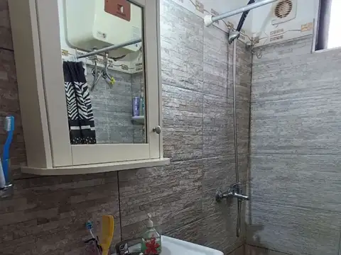 Casa en venta de 3 dormitorios fondo, cochera, cerca de la playa en Santa Ana