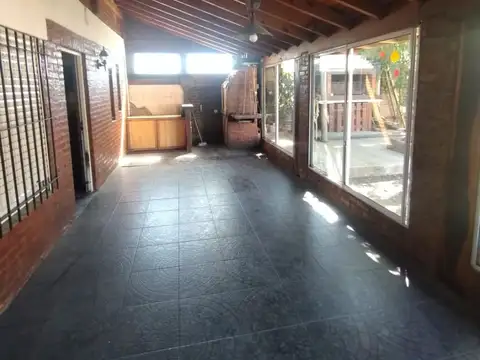 Casa - Venta - Argentina, Burzaco - Av. Monteverde 5855
