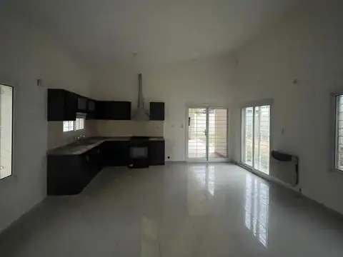 Guillermo Fenoglio (CAÑITAS) 4600