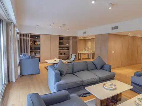 Departamento en Alquiler con 2 cocheras