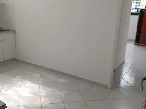 Depósito galpón venta La Boca, excelente estado y ubicación. Oficinas, comedor, etc..Venta c/renta