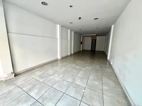 Local en Alquiler en Martinez, $ 2.000.000