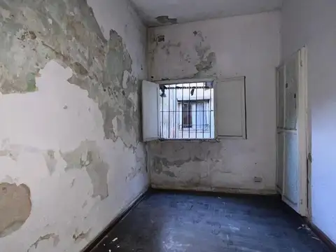 Depto Tipo Casa en Venta 56 años