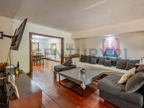 Gaspar Campos 1300, Piso 0