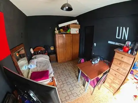 GUAMINI 4800, Piso 1