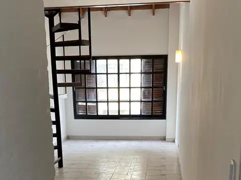 Departamento en Alquiler en Flores, $ 650.000