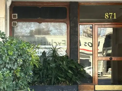 Departamento en Alquiler con 1 cocheras