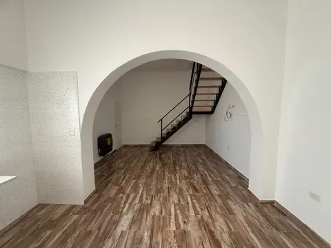 Depto Tipo Casa en Venta en Sarandi, USD 89.000
