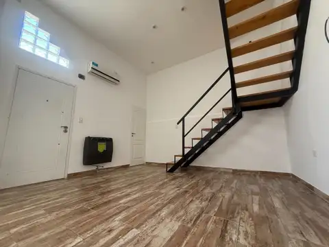 Depto Tipo Casa 3 ambientes con 1 baño