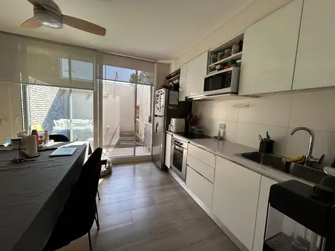 Departamento 5 ambientes con 2 baños