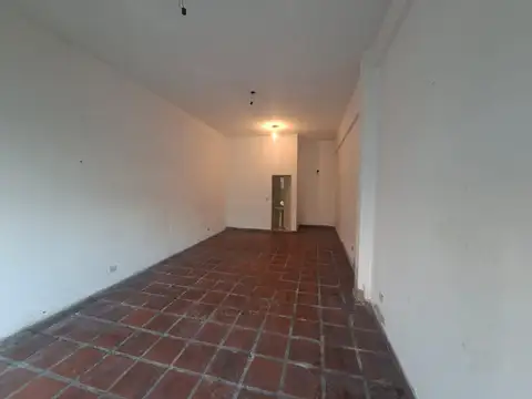 Hipolito Bouchard al 1400