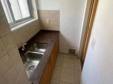 ALQUILER - Departamento 3 dormitorios y cochera