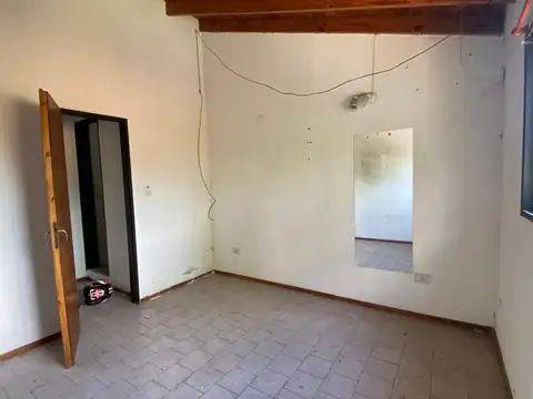 Depto Tipo Casa en Venta con 1 cocheras