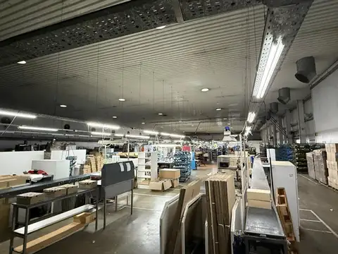 Galpon en Alquiler A Estrenar