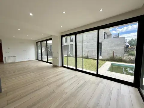 Casa en Venta al Sudeste