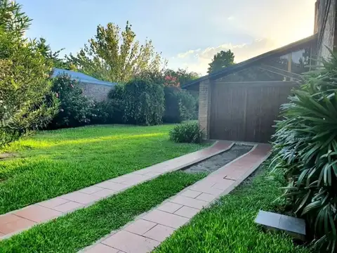 Acevedo 755 , Piso 2