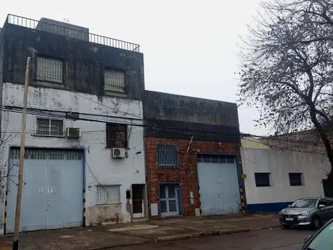 Constitución  al 2400