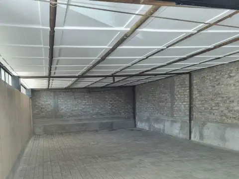 Galpon en Alquiler en Godoy Cruz, $ 950.000