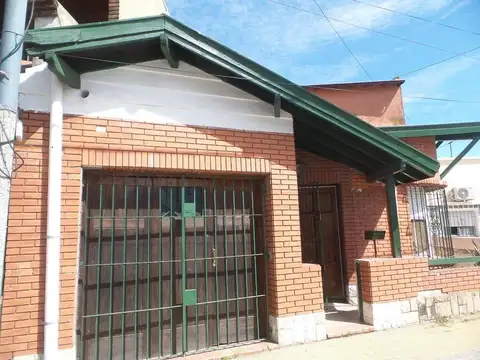 Victoriano Montes e/ Ushuaia y Sgto Cabral