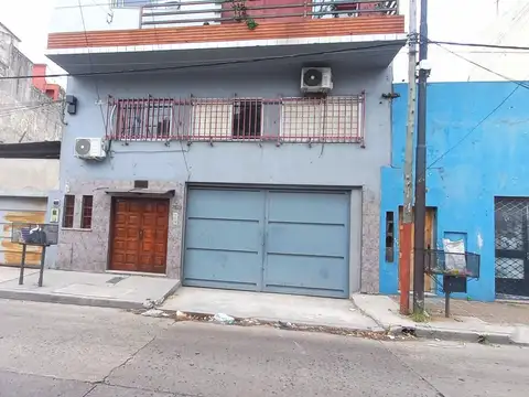 Avenida Remedios de Escalada de San Martín 2900