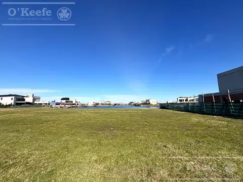 Lote en venta de 771 metros fondo a la laguna con posesion inmediata  en Villalobos - Pueblos del Pl