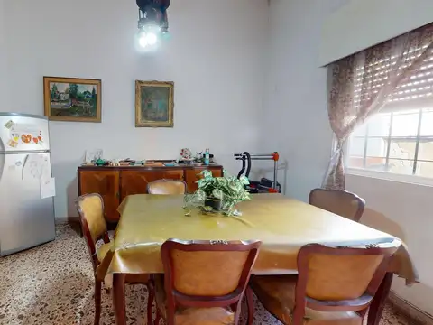 VENTA CASA 4 amb   monoamb ARAUJO al 2200 Parque Avellaneda