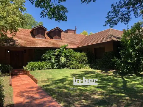 Casa en Venta de 5 dormitorios