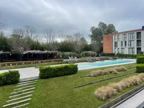 Departamento en Venta con 2 cochera