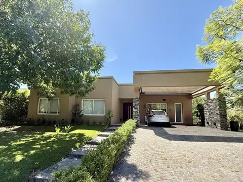 Casa de 4 Ambientes en Venta en La Reserva Cardales