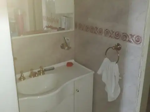 SE VENDE: SAN FERNANDO 530. AMPLIA CASA