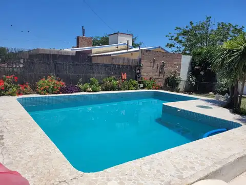 VENTA CASA JOSE MUÑOZ CARLOS PAZ 3 DORM PILETA