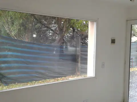 Local en Alquiler en Dina Huapi, $ 400.000