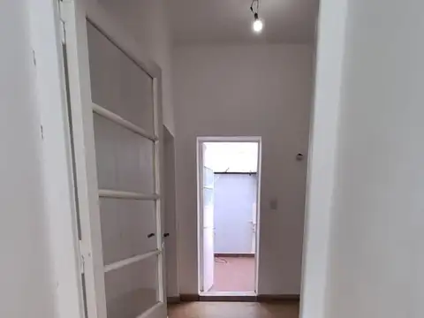 VILLA REAL. VIRGILIO 2700. HERMOSO PH 3 MAS PATIO. ENT.IND.TODO PB