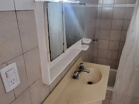 Depto Tipo Casa 3 ambientes con 1 baño