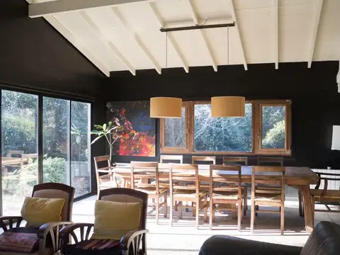 Excelente ubicación central frente a espacios verdes ,4 dormitorios