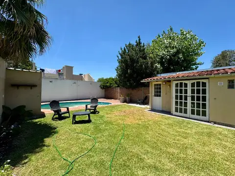 Casa en Venta en Hurlingham, USD 215.000