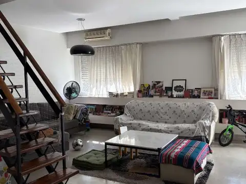 Depto Tipo Casa en Venta de 4 ambientes