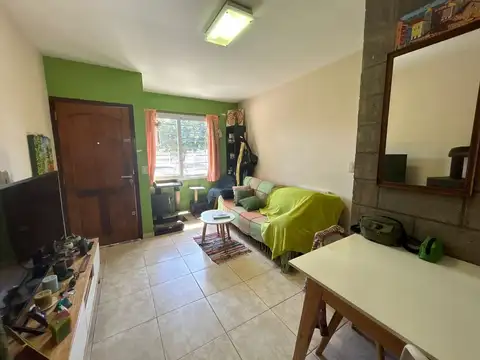 VENTA DUPLEX 3AMB MERLO COCHERA PATIO BALCON