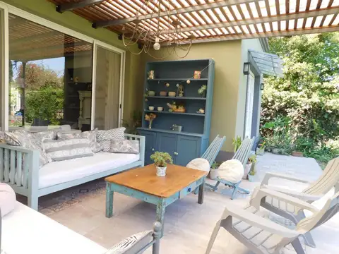 Casa en Alquiler Temporal de 4 dormitorios