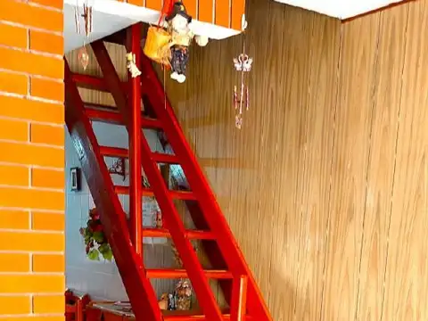 Casa 3 ambientes con 2 baños