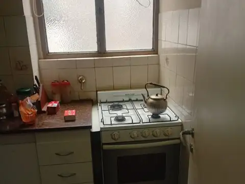 EXCELENTE 2 AMBIENTES tipo PH EN FLORES  