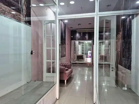 Local en Alquiler en Flores, $ 4.600.000