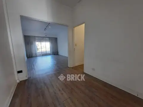 Depto Tipo Casa en Venta 60 años