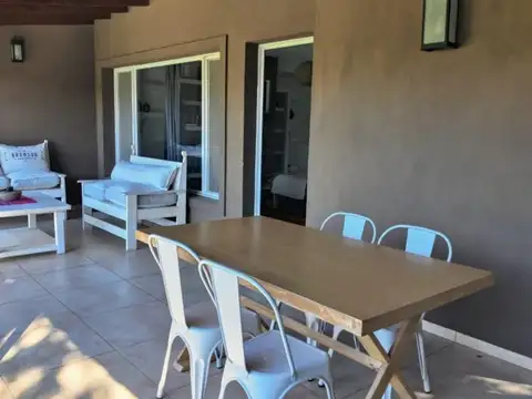 Casa en alquiler temporal febrero Pilar del Este